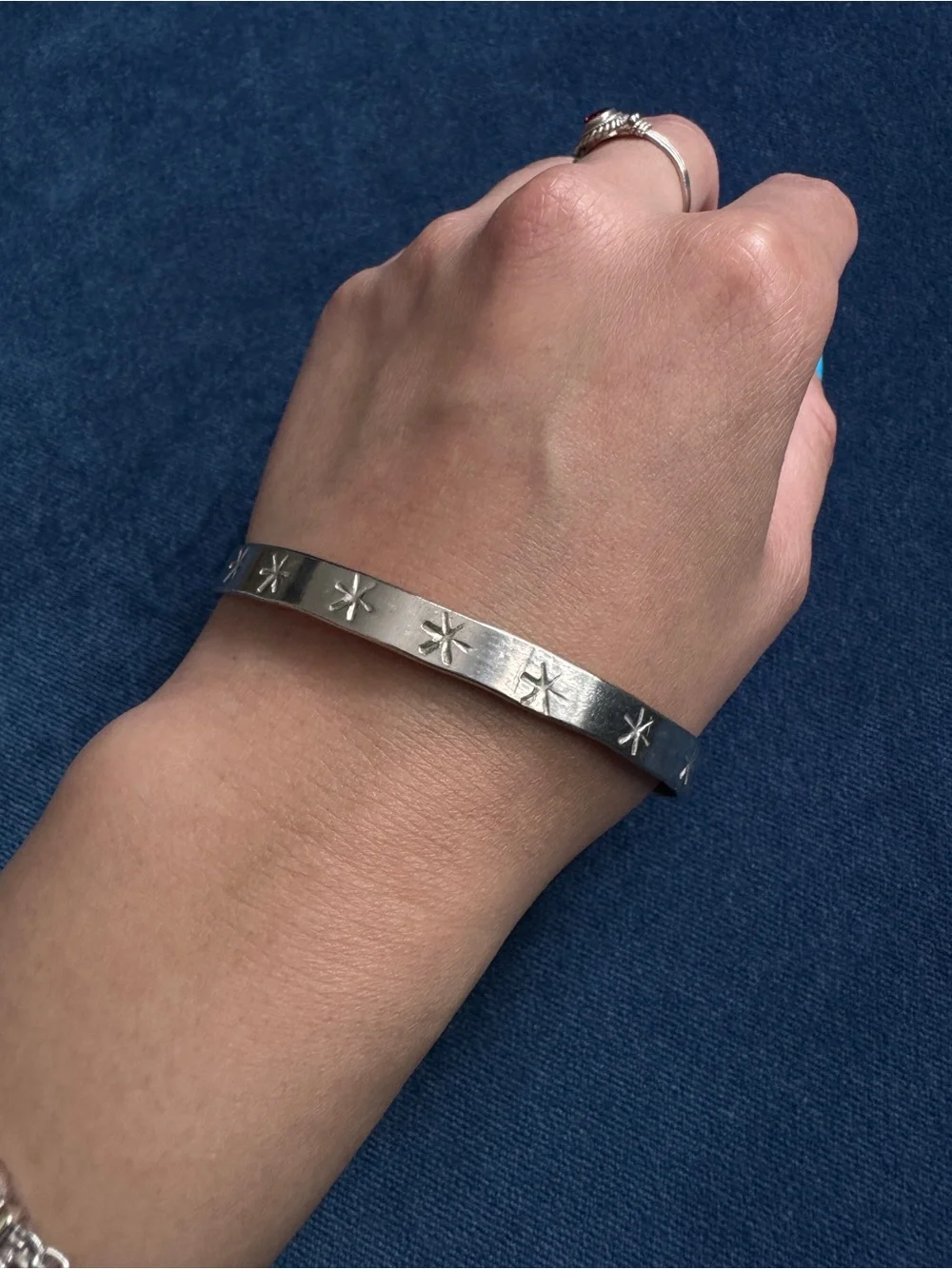 Vintage Mexico 925 Sterling Silver Star Bangle.